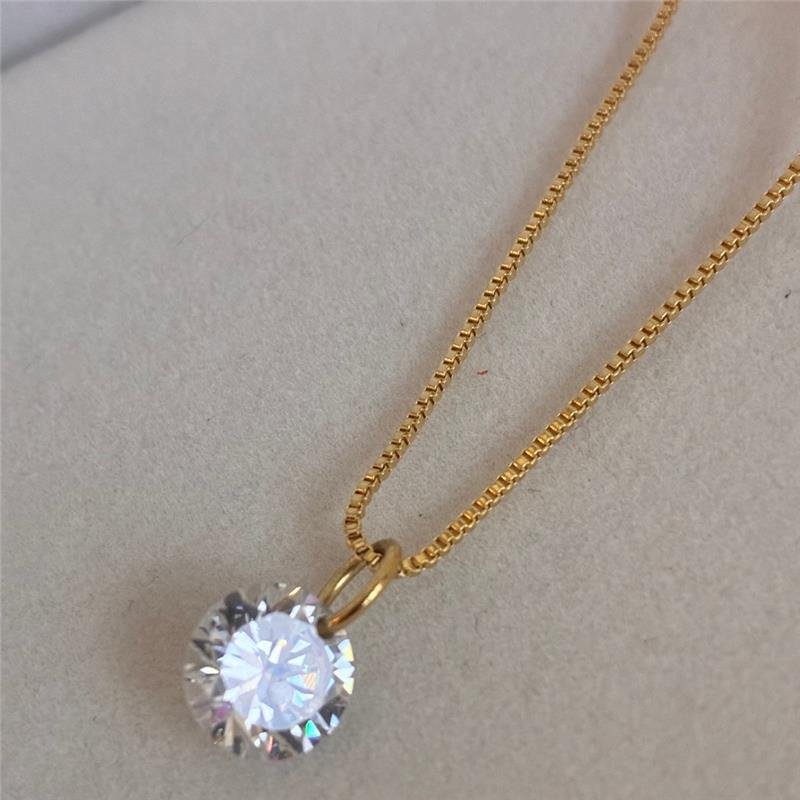 COLAR COM PONTO DE LUZ REDONDO EM ZIRCÔNIA FOLHEADO A OURO 18K