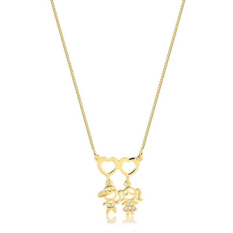 COLAR COM MENINO E MENINA FOLHEADO A OURO 18K