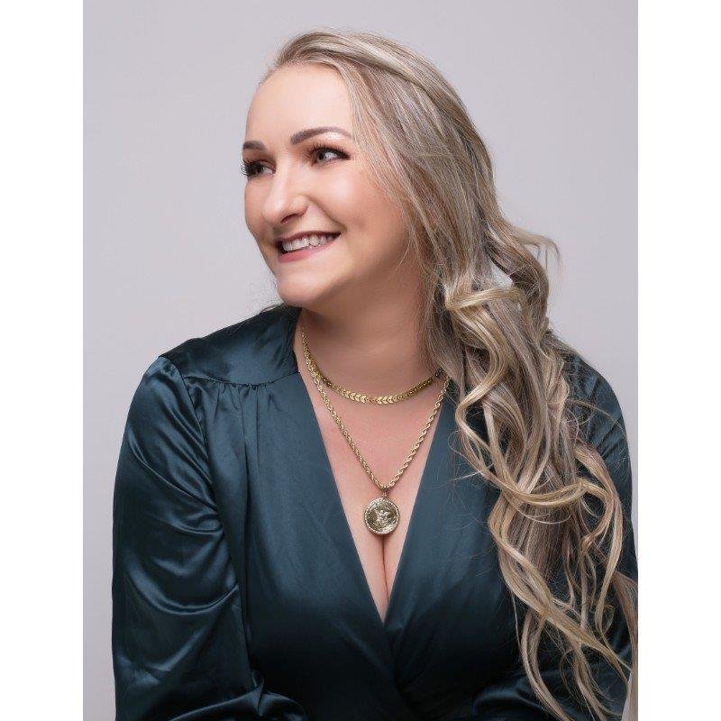 COLAR COM SÃO MIGUEL ARCANJO FOLHEADO A OURO 18K