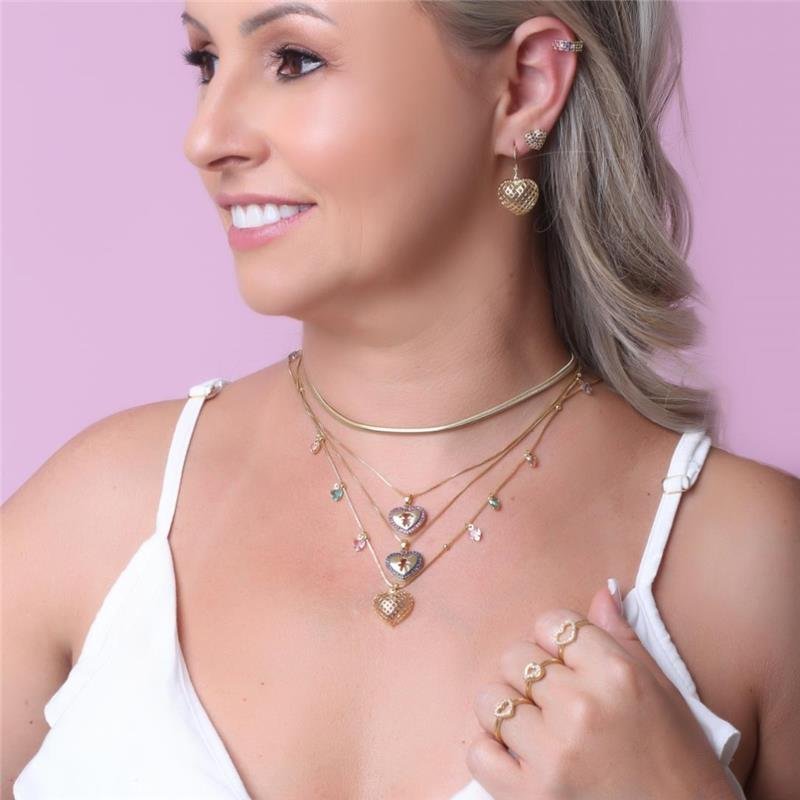 COLAR DE CORAÇÃO TELINHA COM CORAÇÕES COLORIDOS FOLHEADO A OURO 18K