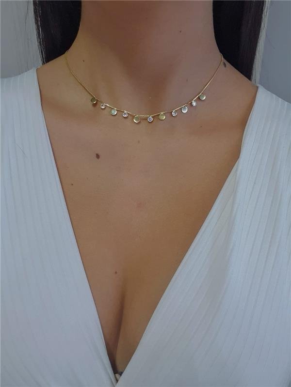 COLAR CHOKER COM CHAPINHAS LISAS E ZIRCÔNIAS FOLHEADA A OURO 18K