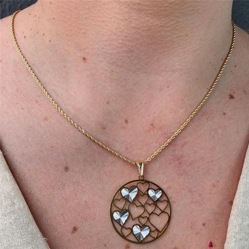 COLAR CIRCULO DE CORAÇÕES PEQUENO FOLHEADO A OURO 18K