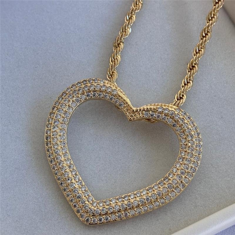 COLAR CORDÃO BAIANO COM CORAÇÃO CRAVEJADO FOLHEADO A OURO 18K