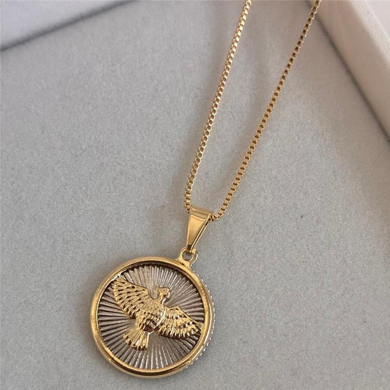 COLAR VENEZIANA COM PINGENTE ESPÍRITO SANTO COM CHAPINHA INOX FOLHEADO A OURO 18K