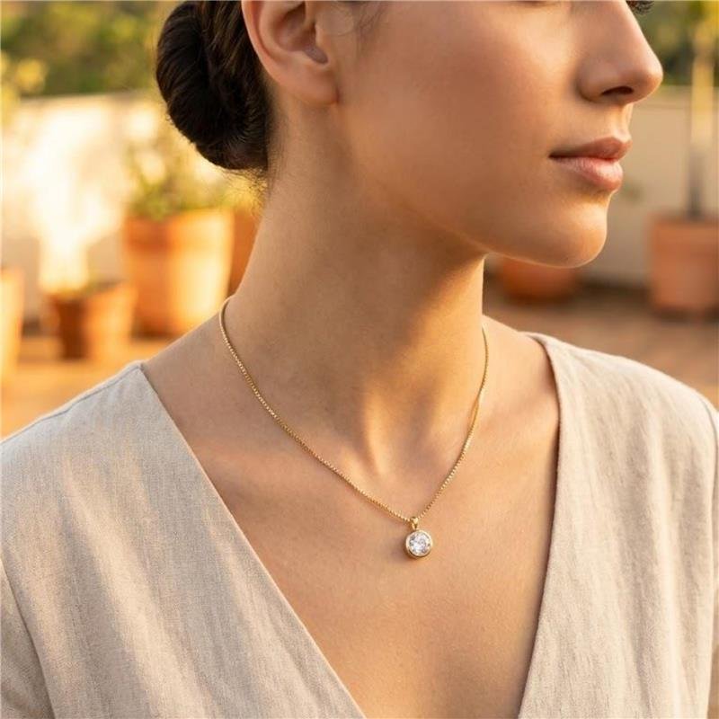COLAR PONTO DE LUZ FOLHEADO A OURO 18K 