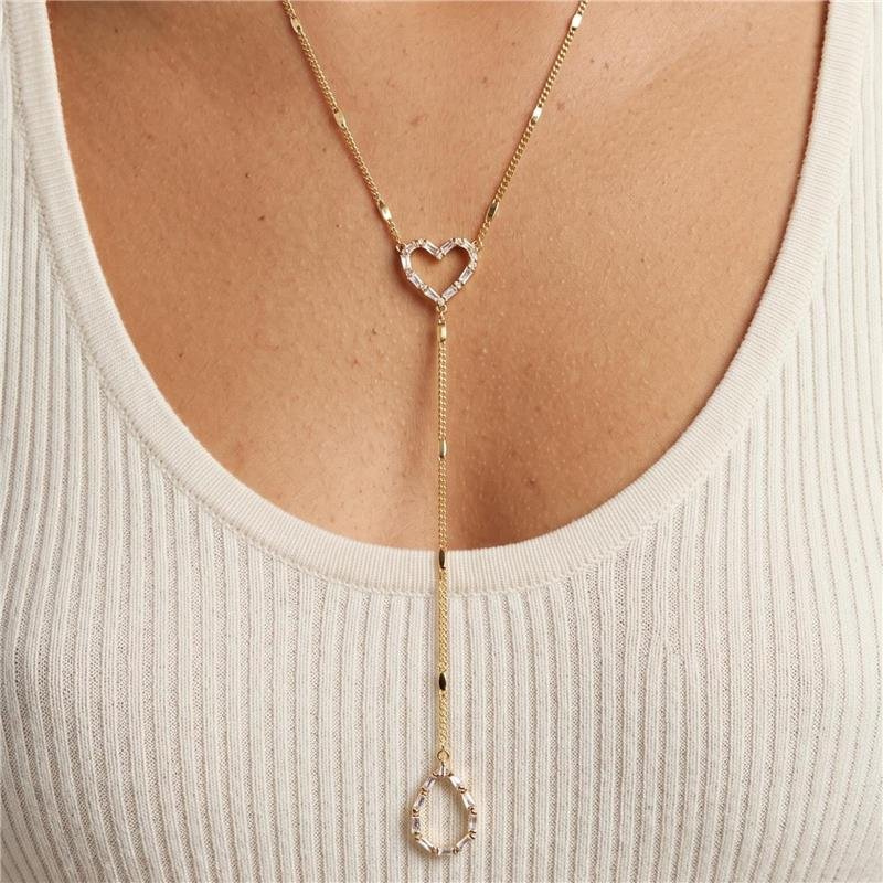 COLAR CORAÇÃO ZIRCÔNIAS FOLHEADO A OURO 18K 