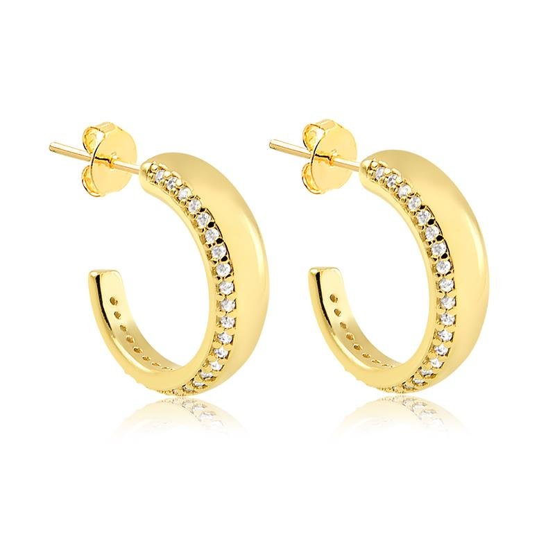 BRINCO DE ARGOLA COM BORDA CRAVEJADA EM ZIRCÔNIAS FOLHEADO EM OURO 18K
