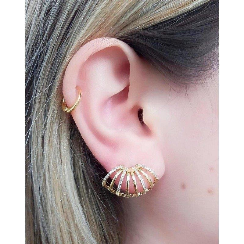 BRINCO EAR CUFF COM ZIRCÔNIA FOLHEADO A OURO 18K