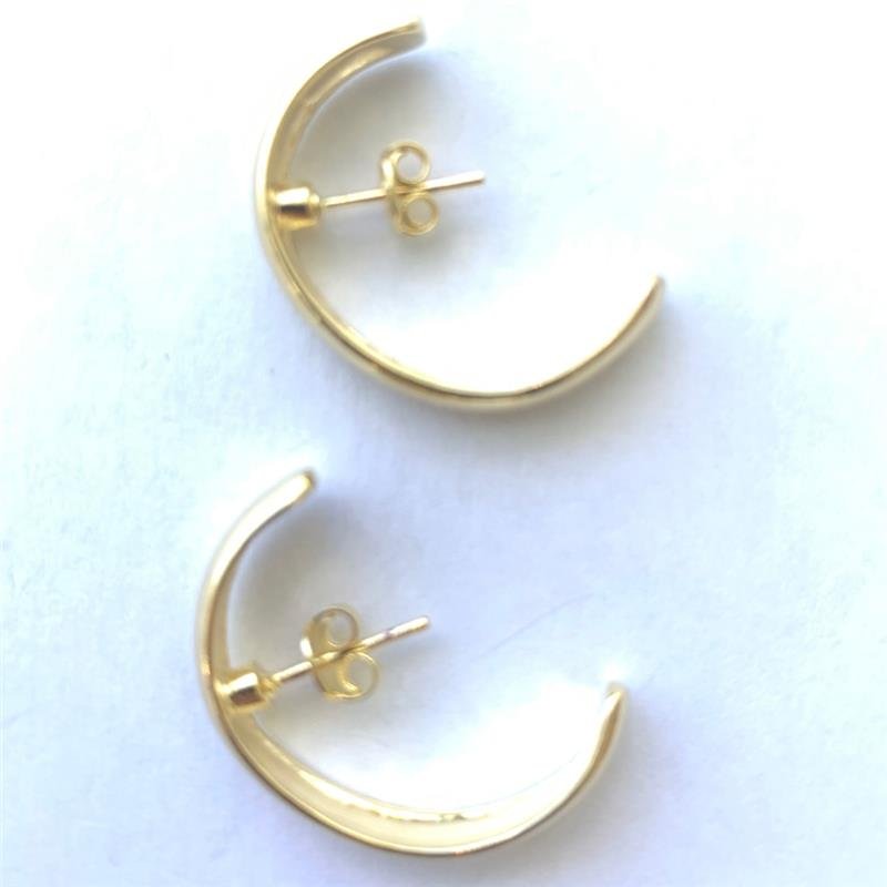 BRINCO DE ARGOLA LISA FOLHEADO A OURO 18K