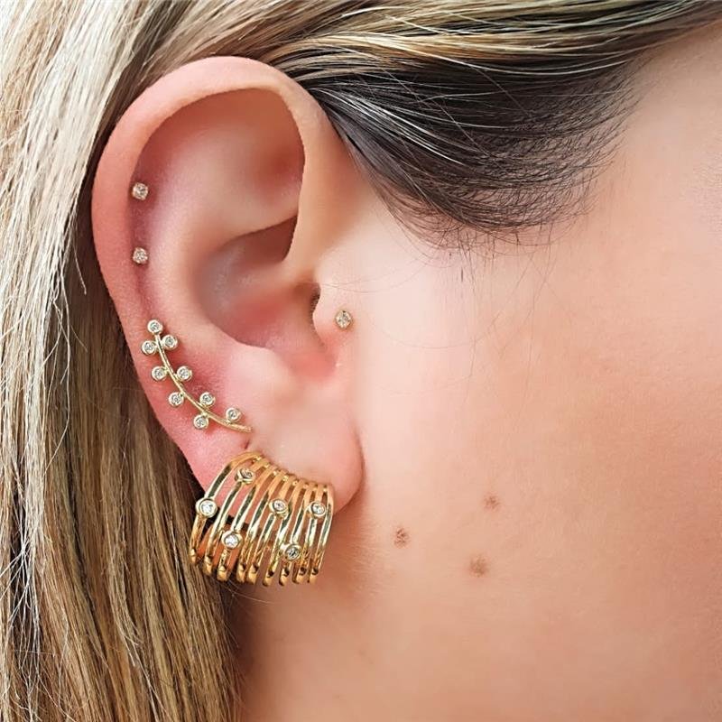 BRINCO EAR CUFF FIOS E ZIRCÔNIAS FOLHEADO A OURO 18K