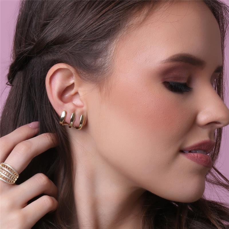 BRINCO EAR CUFF TRES GARRAS LISAS FOLHEADO A OURO 18K