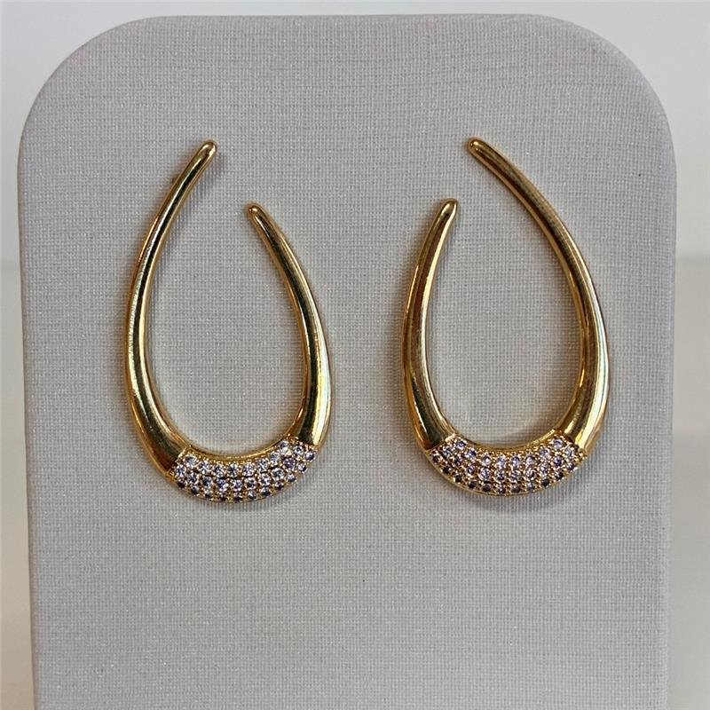BRINCO OVAL FOLHEADO A OURO 18K