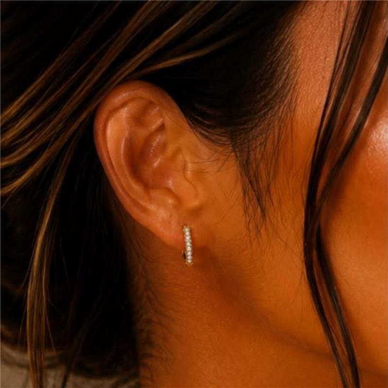 BRINCO ARGOLA CRAVEJADA ROSA FOLHEADA A OURO 18K 