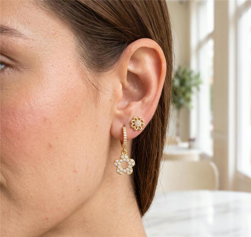 BRINCO DUPLA FLOR FOLHEADO A OURO 18K 