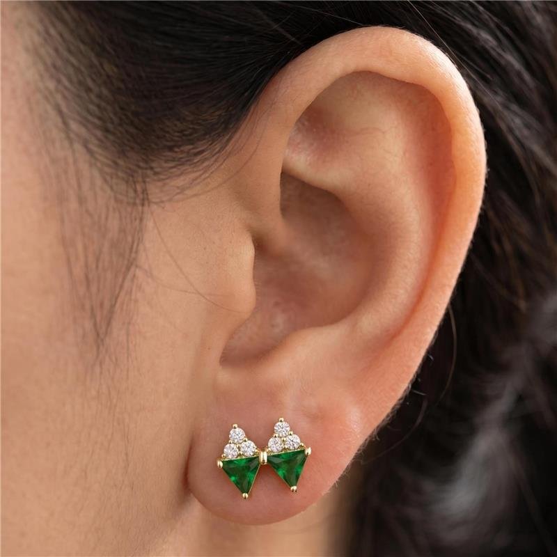 BRINCO PEDRA VERDE FOLHEADO A OURO 18K 