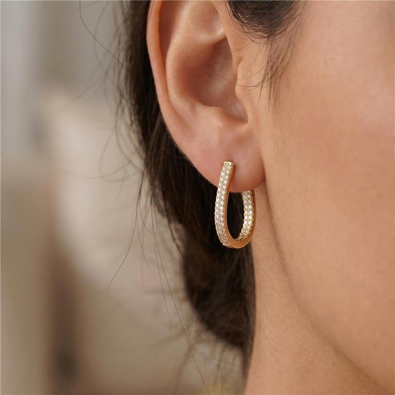 BRINCO ARGOLA CRAVEJADA FOLHEADA A OURO 18K 