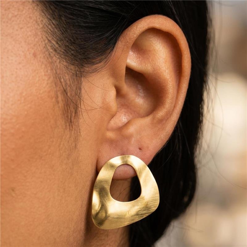 BRINCO ORGÂNICO FOLHEADO A OURO 18K 