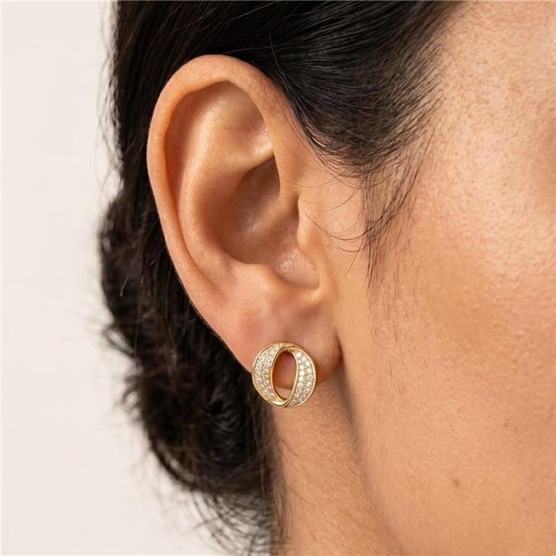 BRINCO CRAVEJADO FOLHEADO A OURO 18K 