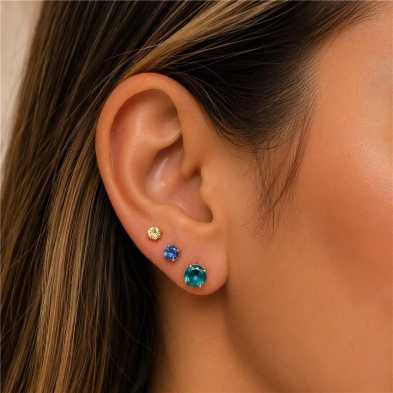 BRINCO TRIO ZIRCÔNIAS FOLHEADO A OURO 18K 