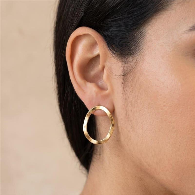 BRINCO ORGÂNICO FOLHEADO A OURO 18K 