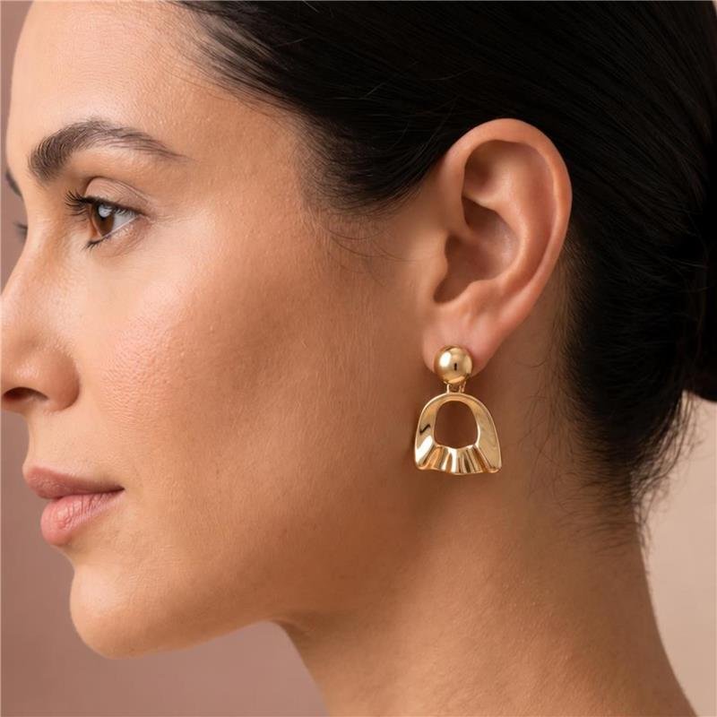 BRINCO ORGÂNICO FOLHEADO A OURO 18K 