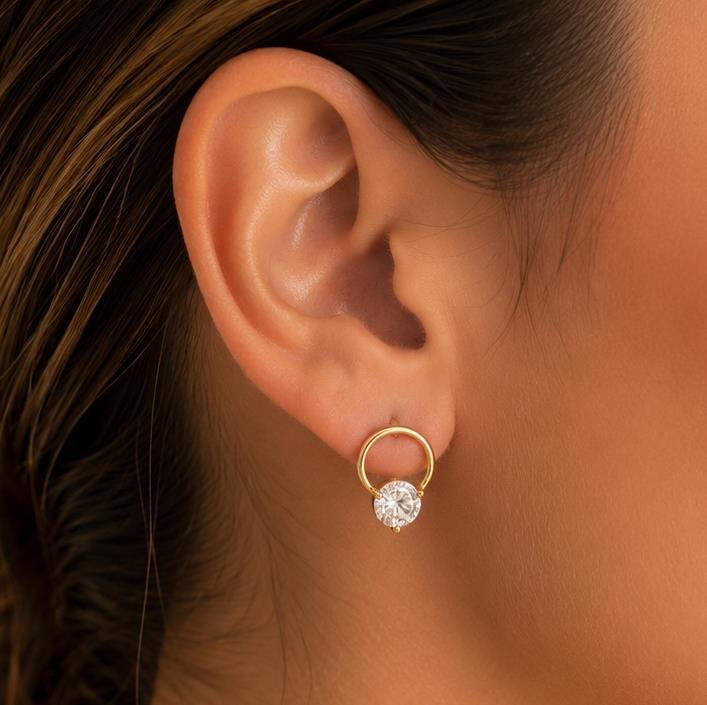 BRINCO DE ZIRCÔNIA FOLHEADO A OURO 18K 