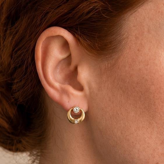 BRINCO COM ZIRCÔNIA FOLHEADO A OURO 18K 