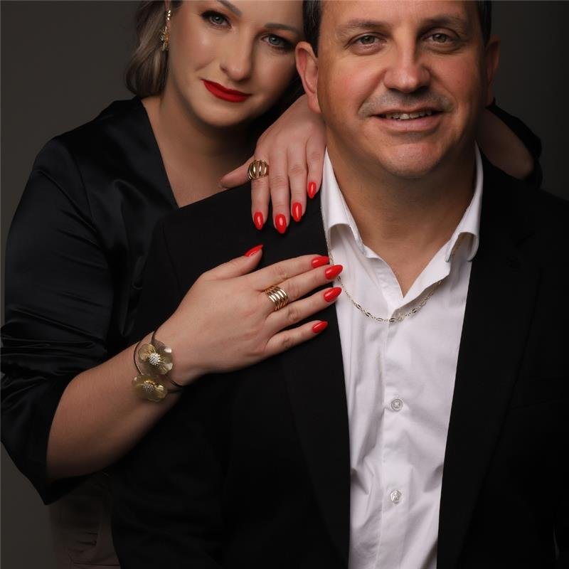 ANEL 5 FILETES LISOS FOLHEADO A OURO 18K