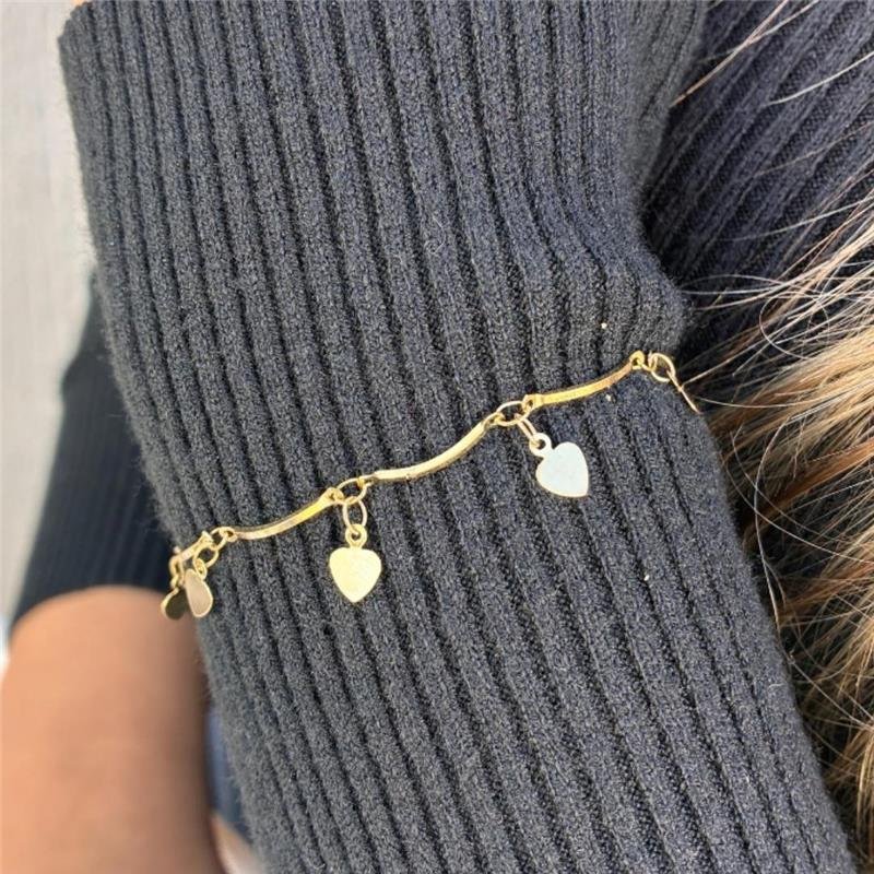 PULSEIRA COM CORAÇÕES FOLHEADA A OURO 18K