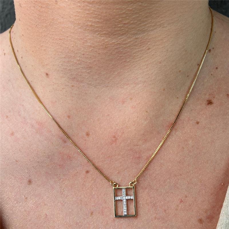 ESCAPULÁRIO NOSSA SENHORA APARECIDA E CRUZ FOLHEADO A OURO 18K