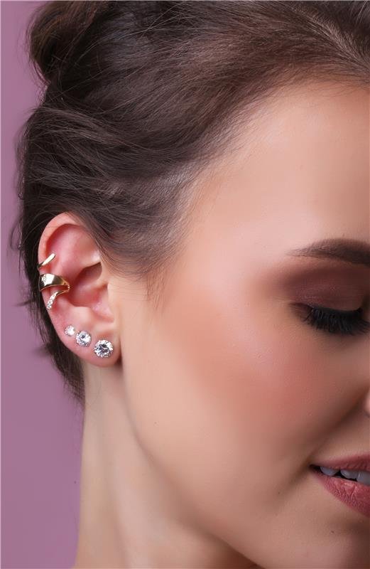 PIERCING COM ESTRELA FOLHEADO A OURO 18K