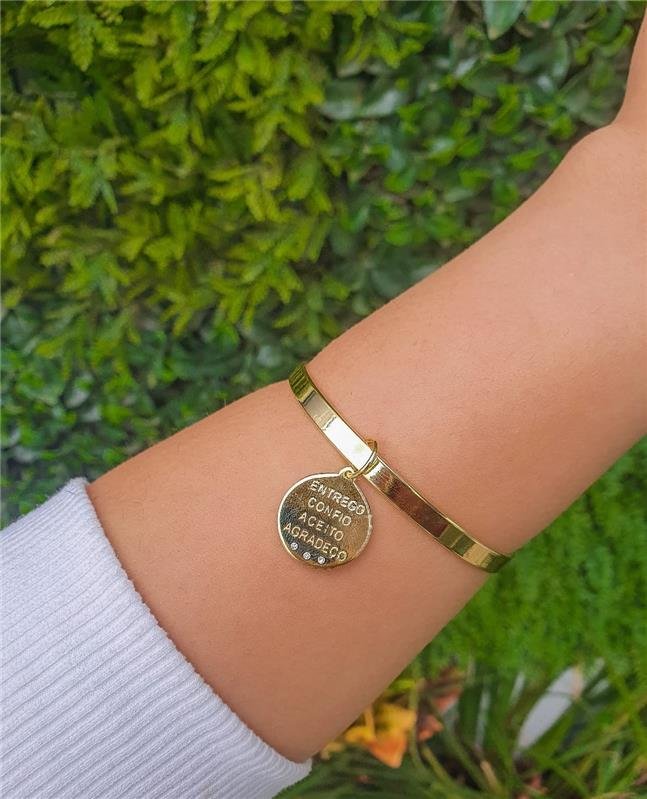 BRACELETE ENTREGO CONFIO ACEITO AGRADEÇO FOLHEADO A OURO 18K
